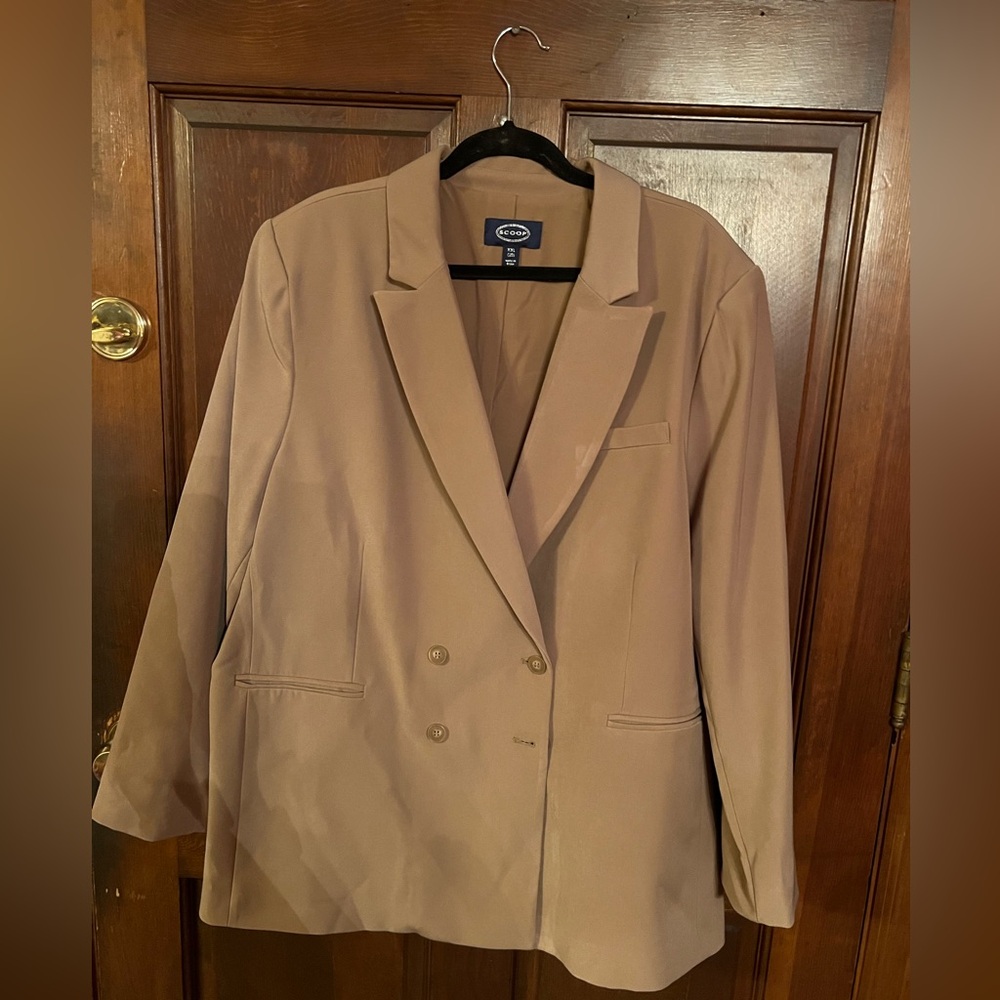 NWT dark tan double breasted blazer